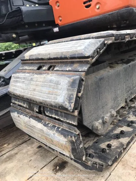 Rubber Pads Assembly on Steel Track 400B photo-4