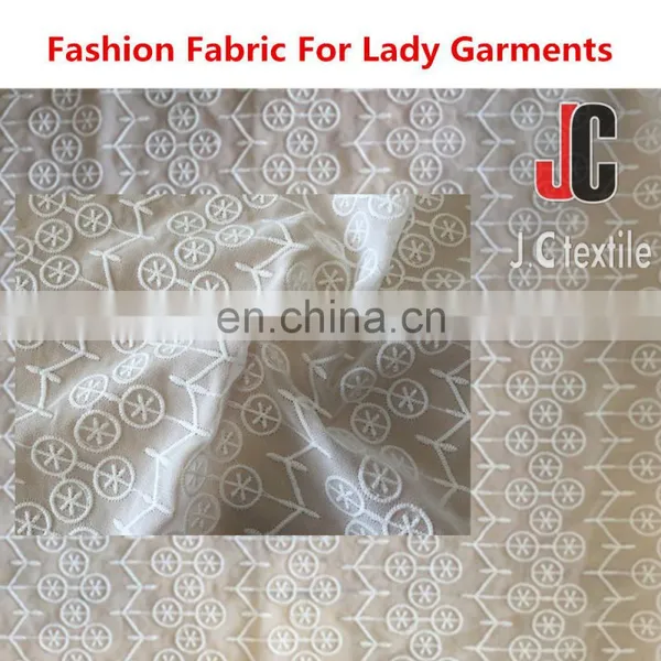 High Quality 100% Polyester Lace Fabric Ladies Fashion Fabric photo-4