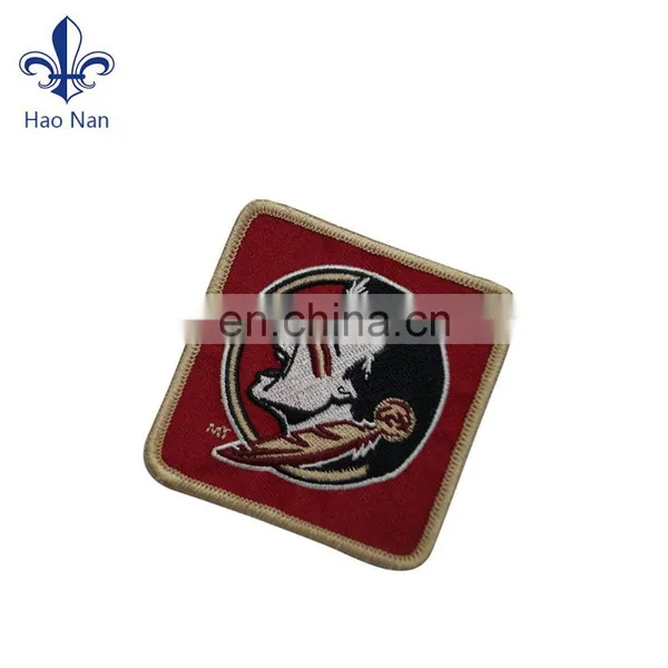 Fashion Customized High Quality 100% Polyester Fabric Woven Labels photo-2