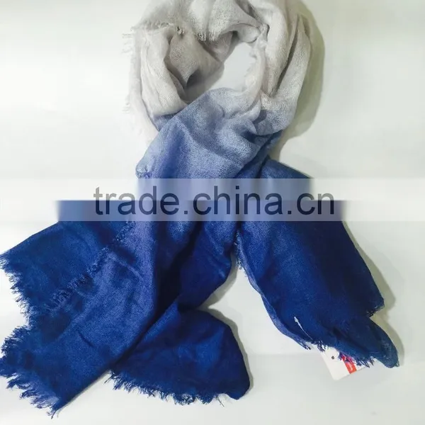 2015 New Design Fashion Gradient Scarf