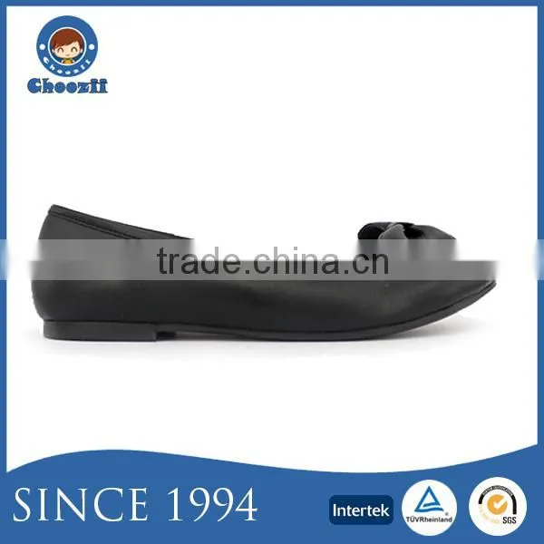 Customize Girls Gender Slip-on Student Leather Uniform School Shoes With Bowknot photo-2