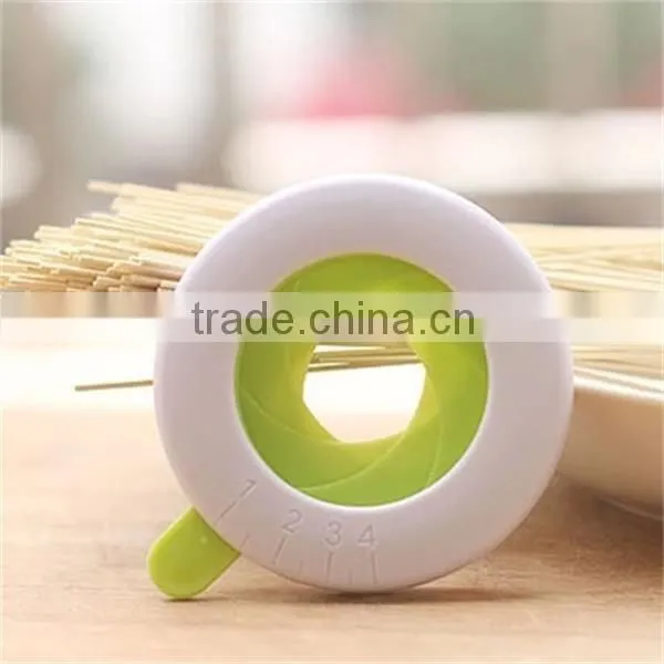 YL082 Hot Selling Easy to Clean New Style Spaghetti Measure photo-4