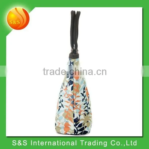 European and American Style Printing Women Handbag Factories in China photo-3