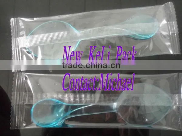 Plastic Cutlery Flow Wrapping Machine photo-4