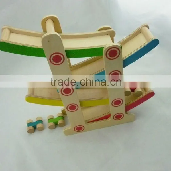 2014 Top Quality Wooden Racetrack and Sliding Racing Car Toy Set for Kids photo-2