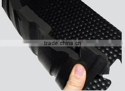 Dense Stud Rubber Stable Mat, Cow Mat, Rubber Flooring for Horse photo-3