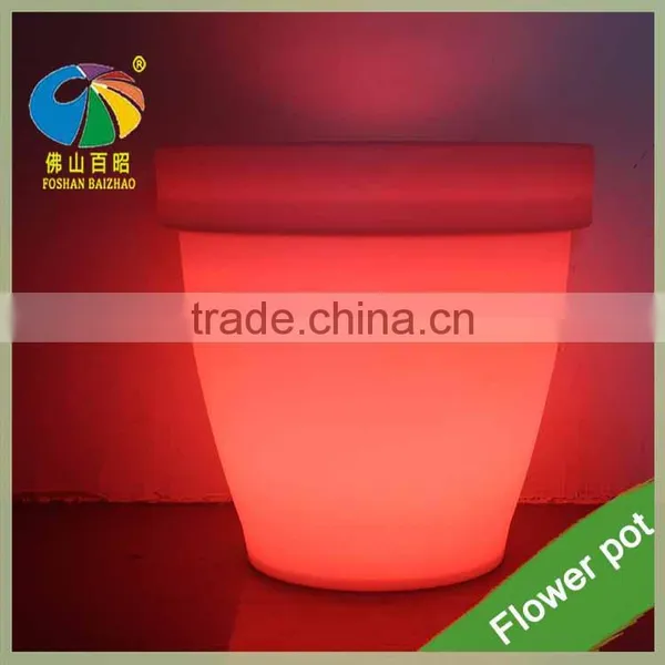 High Quality PE LED Plant Pots for Restaurant photo-3