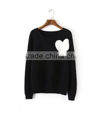 Round Collar Cute Heart Pattern Sweater photo-5