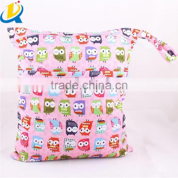 Hot Selling Popular Foldable Waterproof Cute Colorful Custom Diaper Bag photo-3