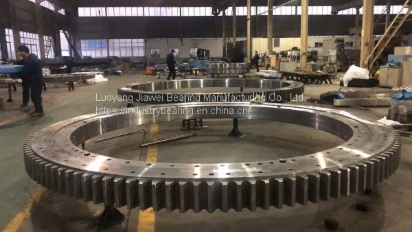 Slewing Ring Bearing-three Row Roller Slewing Bearing