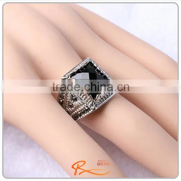 New Design Fashion Low Price Men's Diamond Ring photo-3