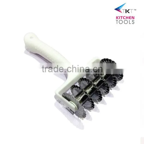 New Design Cake Decoration Bakeware Tools Stainless Steel Rolling Pin,cookie Pie Pizza Pastry Lattice Roller Cutter
