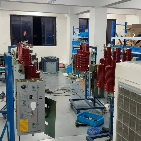 Miniaturized High-voltage Three-position Vacuum Circuit Breaker Ynzn19-12gd Integrated Vacuum Switch for Isolation and Earthing