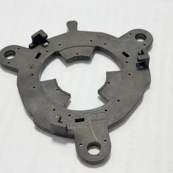 Ensamblaje de la tapa del extremo del motor de dirección automática de planitud absoluta, control NVH de precisión, estructura de plástico, IATF16949, Malasia