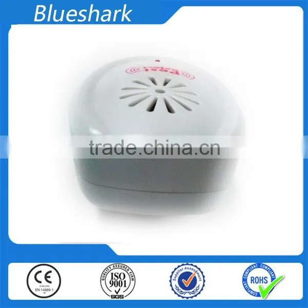 Eco-friendly Ultrasonic Mole Repeller photo-6