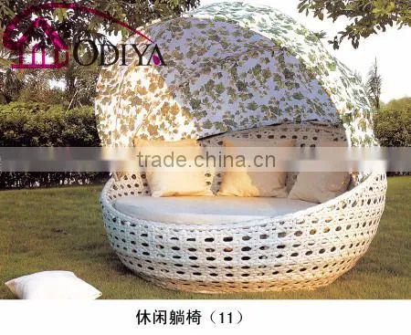 Outdoor Rattan Daybed With Canopy photo-4