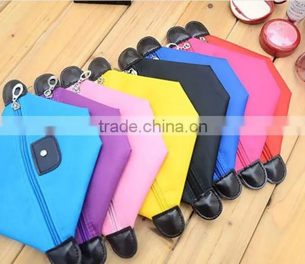 YIWU RODA 100%nylon Multicolor Optional Dumpling Shape Cosmetic Bag photo-2
