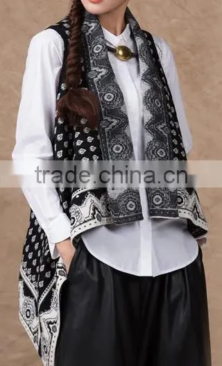 Fashion Lady Jacquard Sleeveless New Ethnic Style Knitted Cardigan Poncho