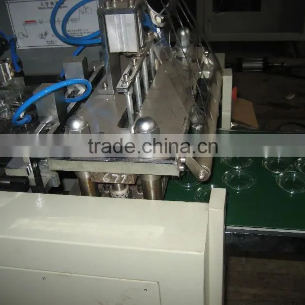2014 HOT--automatic Paper Cup Lid Making Machine,plastic Lid Machine Paper Cup Plastic Lid Machine, Coffee Paper Cup Cover photo-4