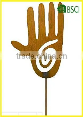 Wholesale Metal Yard Art Open Star Hand Heart Decorative Wrought Iron Garden Stake Outdoor Decoration photo-3