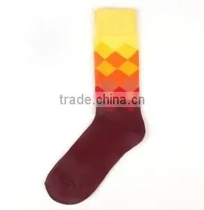 Men's British Cotton in Tube Knitted Happy Socks Wholesale photo-2