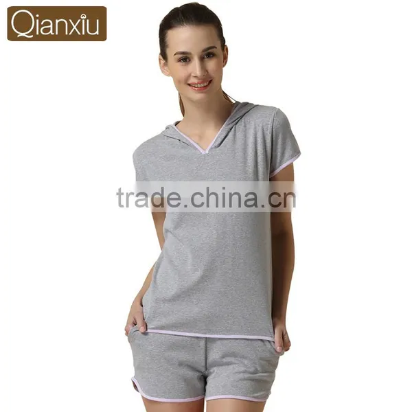 Factory Supplier Qianxiu Fashion Night Suit for Girls Can be Worn Outside