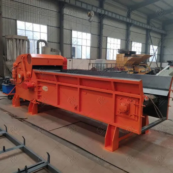 Stainless Steel Blade Heavy Duty Wood Chipper for High-Volume Chipping photo-4