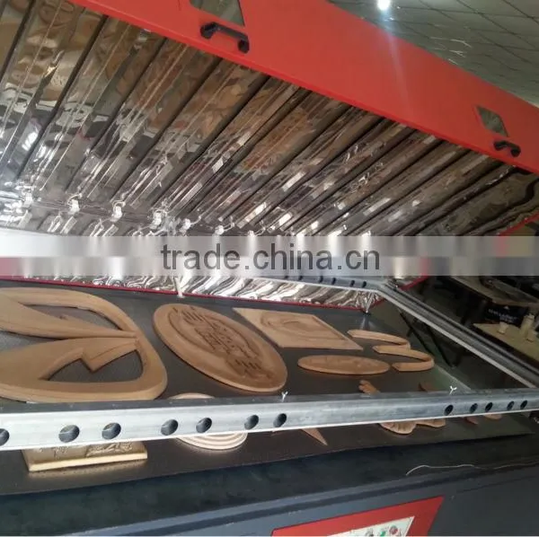 High Efficiency Bonsun BS1313 Acrylic Plastic Vacuum Thermoforming Machine/ Membentuk Mesin Vakum photo-2