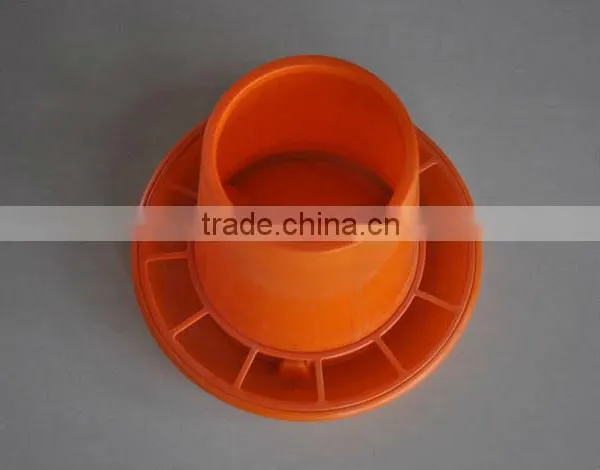 2015 Newest Hot Selling Plastic Manual Poultry Pan Feeders