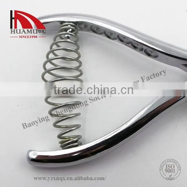 Ear Plier for Rabbit in 140*75 mm photo-2