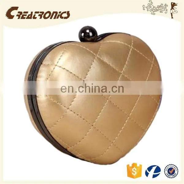 CR Low MOQ Requirements Shining Quilted Griddings pu Surface Heart-shaped Long Chian Black Best Selling New Coin Bag photo-6