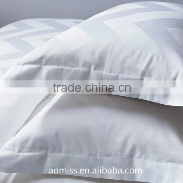 Luxury Pure Cotton White 4 Pcs Bedding Set 5 Star Hotel Bedding Linen Set photo-5