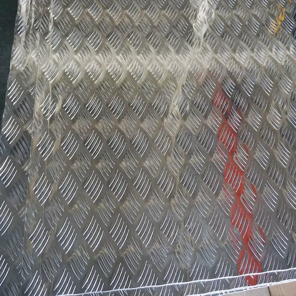Embossed Aluminum Sheet Diamond Checkered 1050 1100 3003 H14 Aluminum Plate Sheet