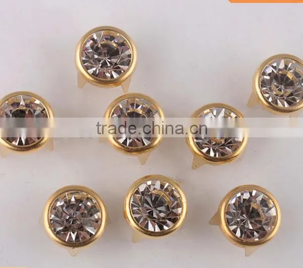 Sedex Audited Factory 2 Pillar Metal Rhinestone Nail Prong Studs photo-2
