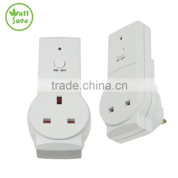 Wireless UK Plug Remote Control Socket Switch 2+1 photo-5
