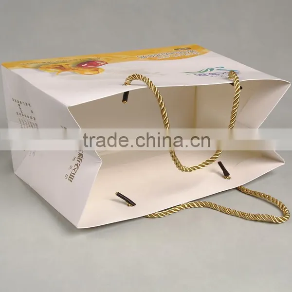 New Design Paper Hand Bag With Deep Space and Golden Handle for Health Protection Products photo-5