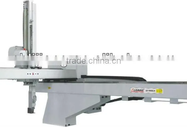Robotic Arm for Injection Molding Machine