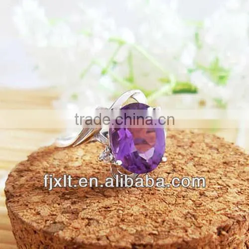 Custom Design Prong Setting Amethyst Silver Ring