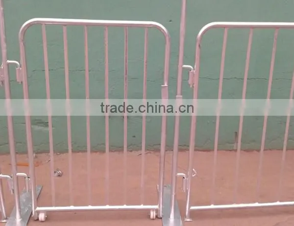 1.1X2.5M Removable Flat Base Feet Barricade Loose Feet Barricade photo-4