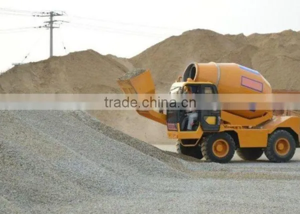 Self Loading and Propelled Concrete Mixer Truck With Pump Diesel Engine Air Conditioner photo-2