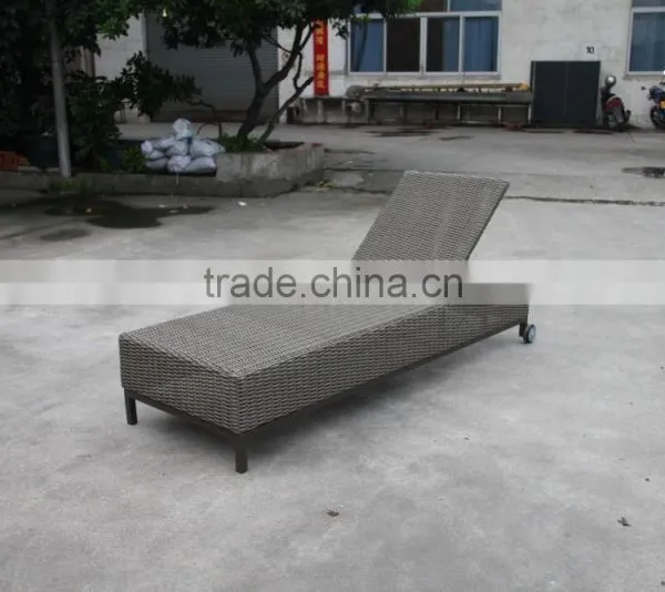 Rattan Patio Furniture Outdoor Wicker Chaise Sun Lounge Bed (BM-573) photo-4