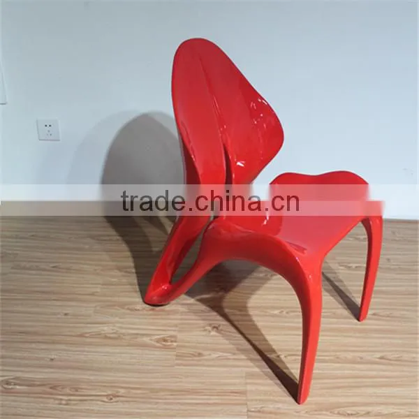 High Quality Fancy Unique Design Fiberglass Tongue Chair photo-4