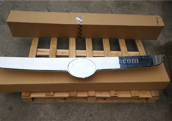 Heavy Duty Vehicle Parts 4135-00011 for China Bus ZK6127H Passenger Bus Lights Wall Decor Panel photo-4