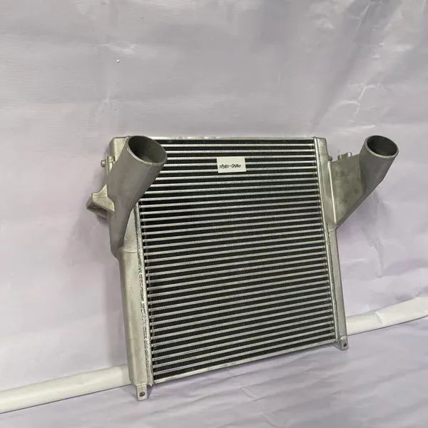 Radiator Pop-ups FAW J6 Truck Intercooler 1119010-Q5140 Auto Cooling System photo-2