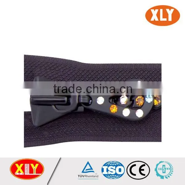 Xly High Quality Original Equipment #5 Colorful Diamond Zipper , Plastic Zipper photo-4