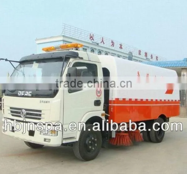 Best Selling Dongfeng 4-5CBM Street Sweeper Truck photo-4