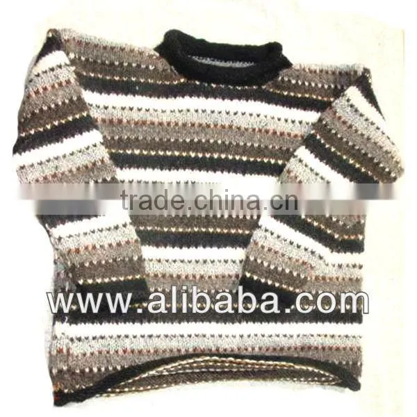 Round Neck Hand Knitted Woolen Sweater