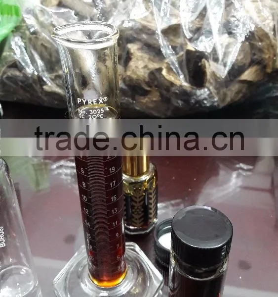 Agarwood or Oud Essential Oil Royal Wild Oud, Agarwood Oil Aloeswood Oud Perfume Good Price Offer of Vietnam photo-2