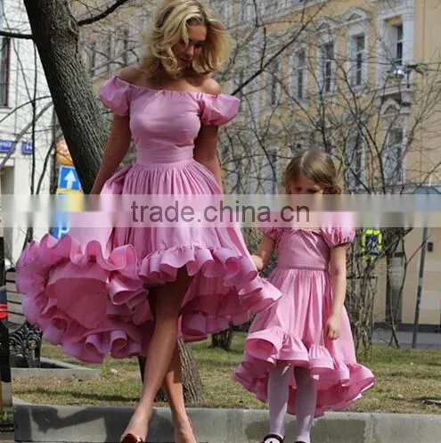 Lovely Two Pieces Mommy and me Maxi Matching Dress Pink Hi Low Ruffle Girls Evening Dresses photo-2