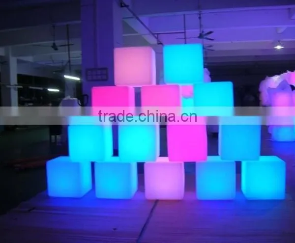 Hot Sale Color Changeable Led Night Club Cube Furniture photo-3
